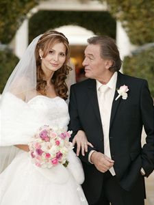 Karel Gott se v pondělí oženil s přítelkyní Ivanou Macháčkovou v americkém Las Vegas.