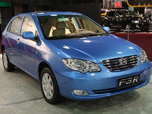 BYD Company přijela na autosalon se svým F3R.