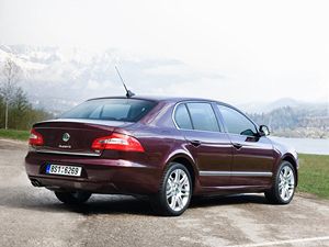 Nová Škoda Superb.