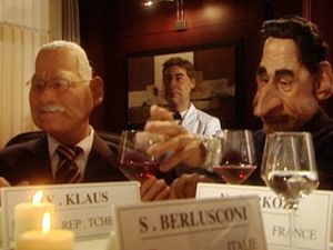 Francie se baví na český účet. Gumové verze prezidentů Klause a Sarkozyho.