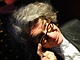 Wim Wenders v Praze. Z rukou Václava Havla převzal cenu Kristián za přínos českému filmovému publiku.