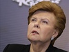 Druh� Thatcherov�? V�keov�-Freibergov� svou p�ezd�vku �elezn� lady, kter� odkazuje na b�valou britskou premi�rku, nem� r�da: �Lid� ��kaj�, �e m�m podobn� ��es a �aty jako ona, ale j� nikoho nenapodobuji,�