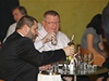 Kongres ODS. Bývalý senátor Alexandr Novák (vlevo) a st�edo�eský Ivo Rittig. | na serveru Lidovky.cz | aktu�ln� zpr�vy