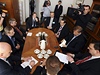 Poslaneck� klub ODS jedn� s odbory. 