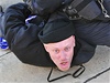 Dva fanoušci ostravského Baníku, kteří přijeli 15. března do Brna na utkání 19. kola první fotbalové ligy, zadrželi policisté hned na vlakovém nádraží v Brně-Slatině.