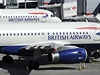 Stojící letadla na britském leti�ti v Heathrow | na serveru Lidovky.cz | aktu�ln� zpr�vy