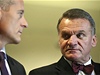 Volební lídr a kandidát na pražského primátora TOP 09 Zdeněk Tůma (vlevo) a volební lídr ODS Bohuslav Svoboda 26. října na tiskové konferenci v Praze | na serveru Lidovky.cz | aktuální zprávy Volební lídr a kandidát na pražského primátora TOP 09 Zdeněk Tůma (vlevo) a volební lídr ODS Bohuslav Svoboda 26. října na tiskové konferenci v Praze | na serveru Lidovky.cz | aktuální zprávy