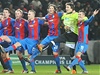 Fotbalisté Plzně po remíze v Lize mistrů s AC Milán, kterou museli slavit ve vyhnanství v pražském Edenu