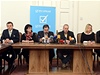 V�ci ve�ejné na tiskové konferenci.  | na serveru Lidovky.cz | aktu�ln� zpr�vy