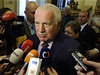 President Vaclav Klaus in the siege of journalists.