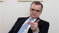 Miroslav Kalousek p�i rozhovoru pro Lidov� noviny