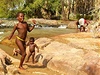 V t�n�ch Kunene dov�d�j� domorod� d�ti.