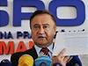 Vladimír Dryml na Zemanov� tiskové konferenci ohláci p�estup z �SSD k zemanovc�m. | na serveru Lidovky.cz | aktu�ln� zpr�vy