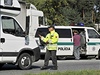 Slovenští policisté kontrolují auta na česko-slovenských hranicích, zdali nepřevážejí zakázaný alkohol. | na serveru Lidovky.cz | aktuální zprávy Slovenští policisté kontrolují auta na česko-slovenských hranicích, zdali nepřevážejí zakázaný alkohol. | na serveru Lidovky.cz | aktuální zprávy