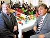 PETRÁČEK: Mají lustrační zákon zrušit komunisté? | Lidovky.cz - Názory Vojtěch Filip a Jiří Dolejš sledují výsledky 2. kola senátních voleb