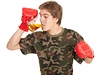 Mladý boxer pije pivo (ilustrační foto) | na serveru Lidovky.cz | aktuální zprávy Mladý boxer pije pivo (ilustrační foto) | na serveru Lidovky.cz | aktuální zprávy