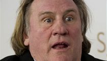 G�rard Depardieu se chce podle p�edsedy francouzsk� vl�dy vyhnout placen� dan�.