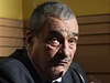 Prezidentský kandidát Karel Schwarzenberg se svou pověstnou dýmkou. | na serveru Lidovky.cz | aktuální zprávy Prezidentský kandidát Karel Schwarzenberg se svou pověstnou dýmkou. | na serveru Lidovky.cz | aktuální zprávy