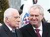 Zeman při milostech mění ústavní zvyklosti, kritizuje Klaus | Lidovky.cz - Zprávy z domova Bývalý prezident Václav Klaus se současnou hlavoú státu Milošem Zemanem