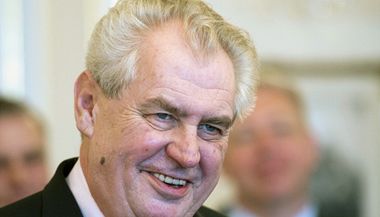 Buzna vadí, kurvička ne. Zeman kritizuje, sám sprostá slova používá | Lidovky.cz - Zprávy z domova Miloš Zeman
