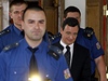 Středočeský krajský soud zatím ponechal bývalého hejtmana
Davida Ratha ve vazbě. | na serveru Lidovky.cz | aktuální zprávy Středočeský
krajský soud zatím ponechal bývalého hejtmana Davida Ratha ve vazbě. | na serveru Lidovky.cz | aktuální
zprávy