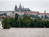 Část zahraničních turistů kvůli povodním ruší pobyty v Praze | Lidovky.cz - Cestování aktuality Povodně v Praze.