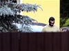 Policie prohledala d�m pr�vn�ka Tom�e Jindry v Hrusic�ch. 