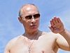 Při rybaření se člověk zapotí. Putin si dokonce svlékl tričko. | na serveru Lidovky.cz | aktuální zprávy Při rybaření se člověk zapotí. Putin si dokonce svlékl tričko. | na serveru Lidovky.cz | aktuální zprávy
