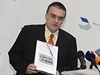ZVĚŘINA: Výměna hlavounů nepomůže | Lidovky.cz - Názory Ministr dopravy v demisi Zdeněk Žák vystoupil na tiskové konferenci o výsledcích kontroly na D47.