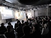 Móda z betonu, architektka šperkařkou a textil jako socha | Lidovky.cz - Design Druhý ročník Shape&Vision