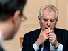 JANÍK: Vydržel by Miloš Zeman dvacet minut bez cigarety? | Lidovky.cz - Názory Prezident Miloš Zeman při rozhovoru s redaktory ČTK - kouří