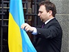 Ministr zemědělství Marian Jurečka vyvěsil před budovou úřadu ukrajinskou státní vlajku. | na serveru Lidovky.cz | aktuální zprávy Ministr zemědělství Marian Jurečka vyvěsil před budovou úřadu ukrajinskou státní vlajku. | na serveru Lidovky.cz | aktuální zprávy