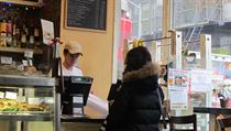 Cafe Prague does a brisk take-out business during the lunch hour | na serveru Lidovky.cz | aktuální zprávy Cafe Prague does a brisk take-out business during the lunch hour | na serveru Lidovky.cz | aktuální zprávy
