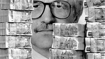 Politickým tvůrcem a symbolem masové privatizace v České republice byl v devadesátých letech ministr financí a posléze premiér Václav Klaus. | na serveru Lidovky.cz | aktuální zprávy Politickým tvůrcem a symbolem masové privatizace v České republice byl v devadesátých letech ministr financí a posléze premiér Václav Klaus. | na serveru Lidovky.cz | aktuální zprávy