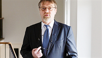 Stanislav Štech je profesorem pedagogické psychologie od roku 2007, ale již čtyři roky předtím se stal prorektorem UK. Je důstojníkem Řádu akademických palem Francouzské republiky. | na serveru Lidovky.cz | aktuální zprávy Stanislav Štech je profesorem pedagogické psychologie od roku 2007, ale již čtyři roky předtím se stal prorektorem UK. Je důstojníkem Řádu akademických palem Francouzské republiky. | na serveru Lidovky.cz | aktuální zprávy