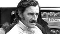 Graham Hill v roce 1972 při Velké ceně na Nuerburgringu | na serveru Lidovky.cz | aktuální zprávy Graham Hill v roce 1972 při Velké ceně na Nuerburgringu | na serveru Lidovky.cz | aktuální zprávy