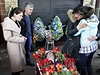 Příbuzní zavražděného proukrajinského politika Volodomyra Rybaka truchlí nad jeho rakví. | na serveru Lidovky.cz | aktuální zprávy Příbuzní zavražděného proukrajinského politika Volodomyra Rybaka truchlí nad jeho rakví. | na serveru Lidovky.cz | aktuální zprávy