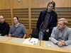 Herci Petr Čtvrtníčkem (vpravo) a Jan Potměšil (druhý zleva) stanuli před... | na serveru Lidovky.cz | aktuální zprávy Herci Petr Čtvrtníčkem (vpravo) a Jan Potměšil (druhý zleva) stanuli před... | na serveru Lidovky.cz | aktuální zprávy
