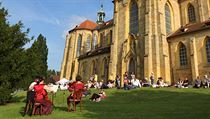 Piknik v klášterní zahradě. Návštěvníci festivalu si užili piknik v zahradě... | na serveru Lidovky.cz | aktuální zprávy Piknik v klášterní zahradě. Návštěvníci festivalu si užili piknik v zahradě... | na serveru Lidovky.cz | aktuální zprávy