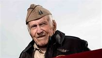 Louis Zamperini, jeden z nejlepších běžců světa a osmý muž z olympijských her... | na serveru Lidovky.cz | aktuální zprávy Louis Zamperini, jeden z nejlepších běžců světa a osmý muž z olympijských her... | na serveru Lidovky.cz | aktuální zprávy